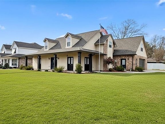 2nd image of 500 Terri Dr