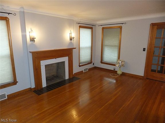 2nd image of 6102 Orchard Grove Ave