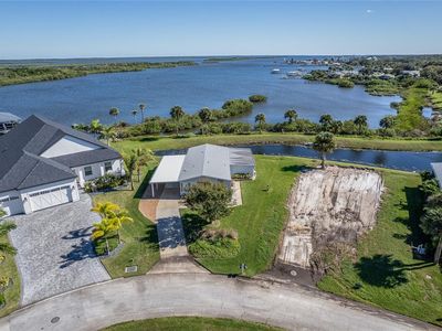 251 Golden Bay Blvd, Oak Hill, FL, 32759