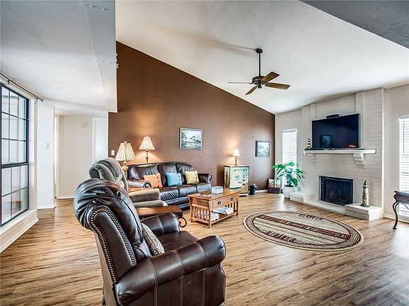 2nd image of 1317 Kesser Dr
