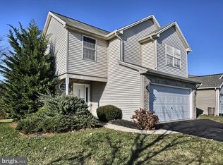 2010 Alexis Dr, Harrisburg, PA 17110