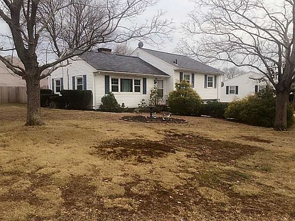 2nd image of 217 Poplar Dr