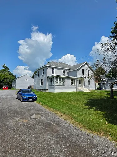 1133 State St #2 Photo 1