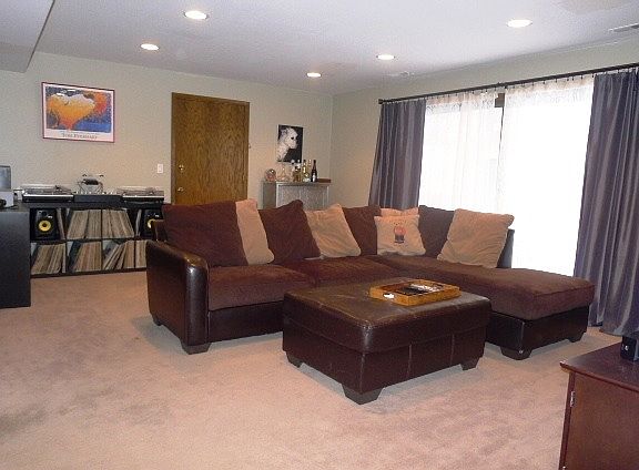 3rd image of 5518 W Windsor Ave APT 1O