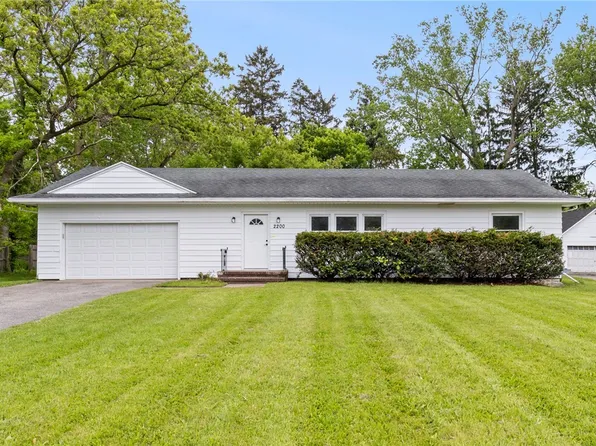 2200 W Henrietta Rd, Rochester, NY 14623