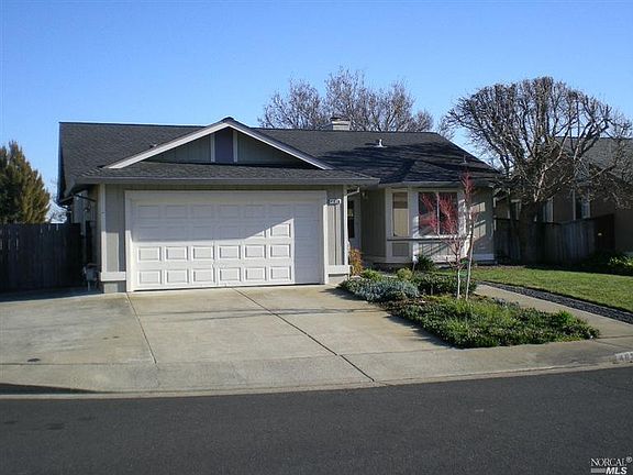 2nd image of 4836 Stoneridge Ct