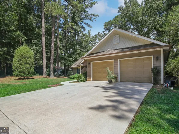 2786 Whisper Trl, Douglasville, GA 30135