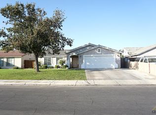 910 Joplin Ct, Bakersfield, CA 93307