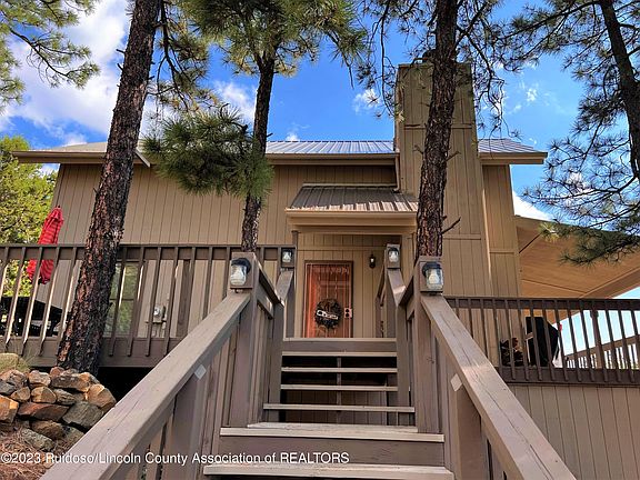 2nd image of 140 Big Sky Ln