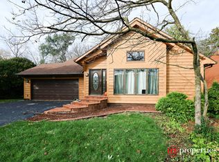 4164 Russell Ave, Gurnee, IL 60031