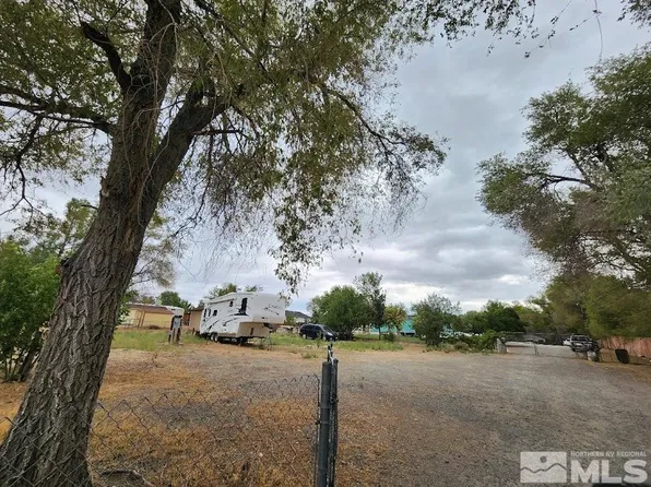 5630 Yukon Dr, Sun Valley, NV 89433