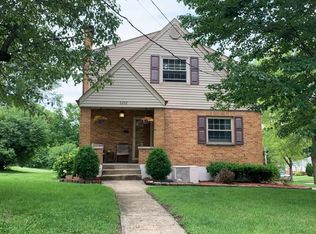5202 Highview Dr, Cincinnati, OH 45238