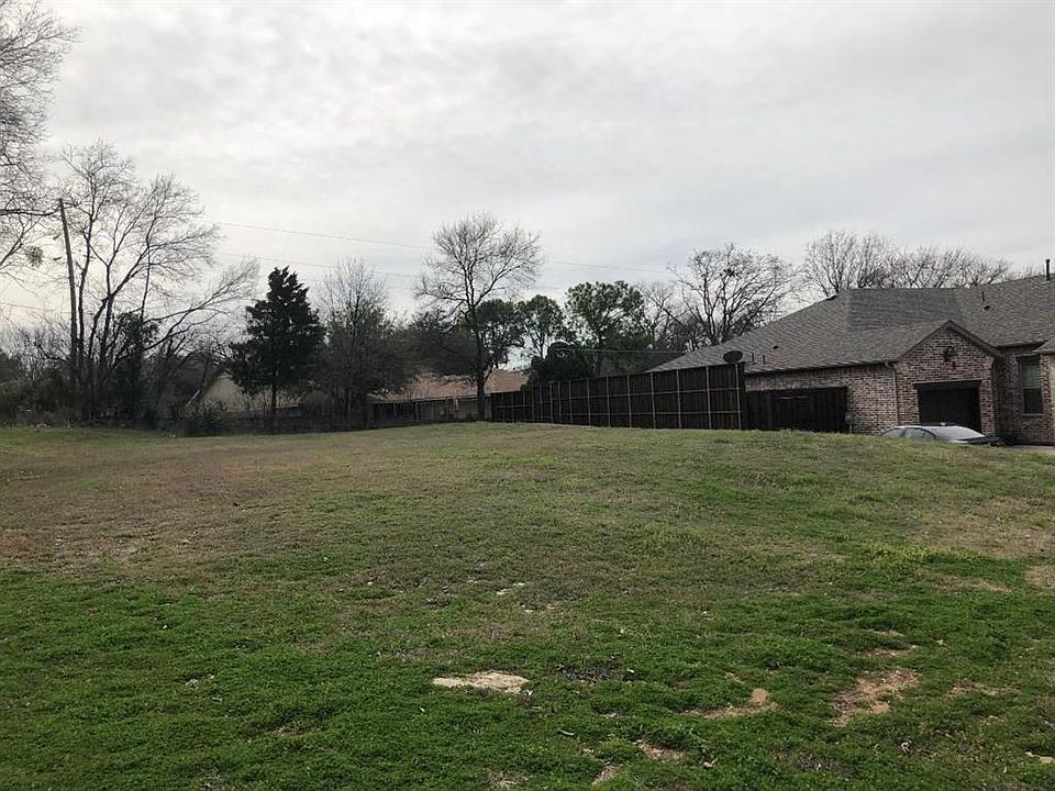 2nd image of 133 Chisholm Trl