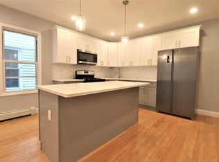 196 E 34th St, Brooklyn, NY 11203