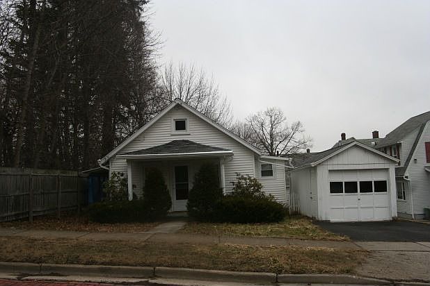 1st image of 138 Hazeltine Ave
