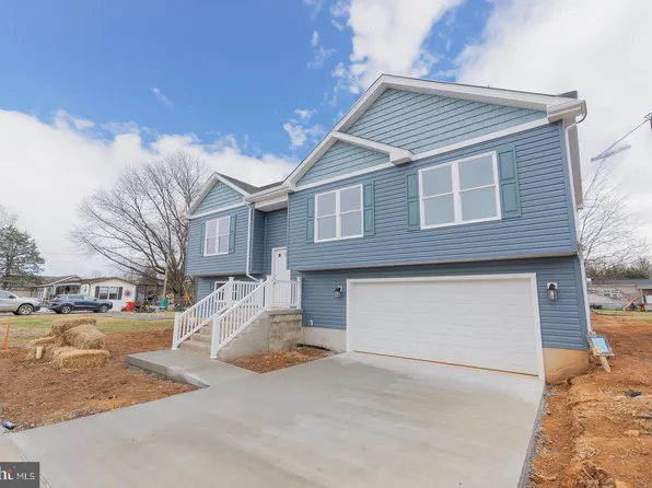504 E 12th Ave, Ranson, WV 25438