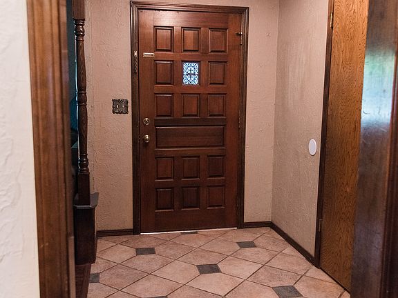 3rd image of 3125 Indian Dr