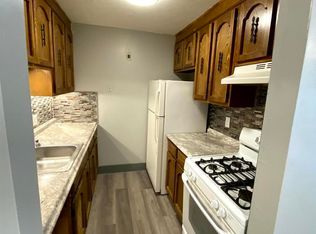 233 Ellington Rd APT 205, East Hartford, CT 06108