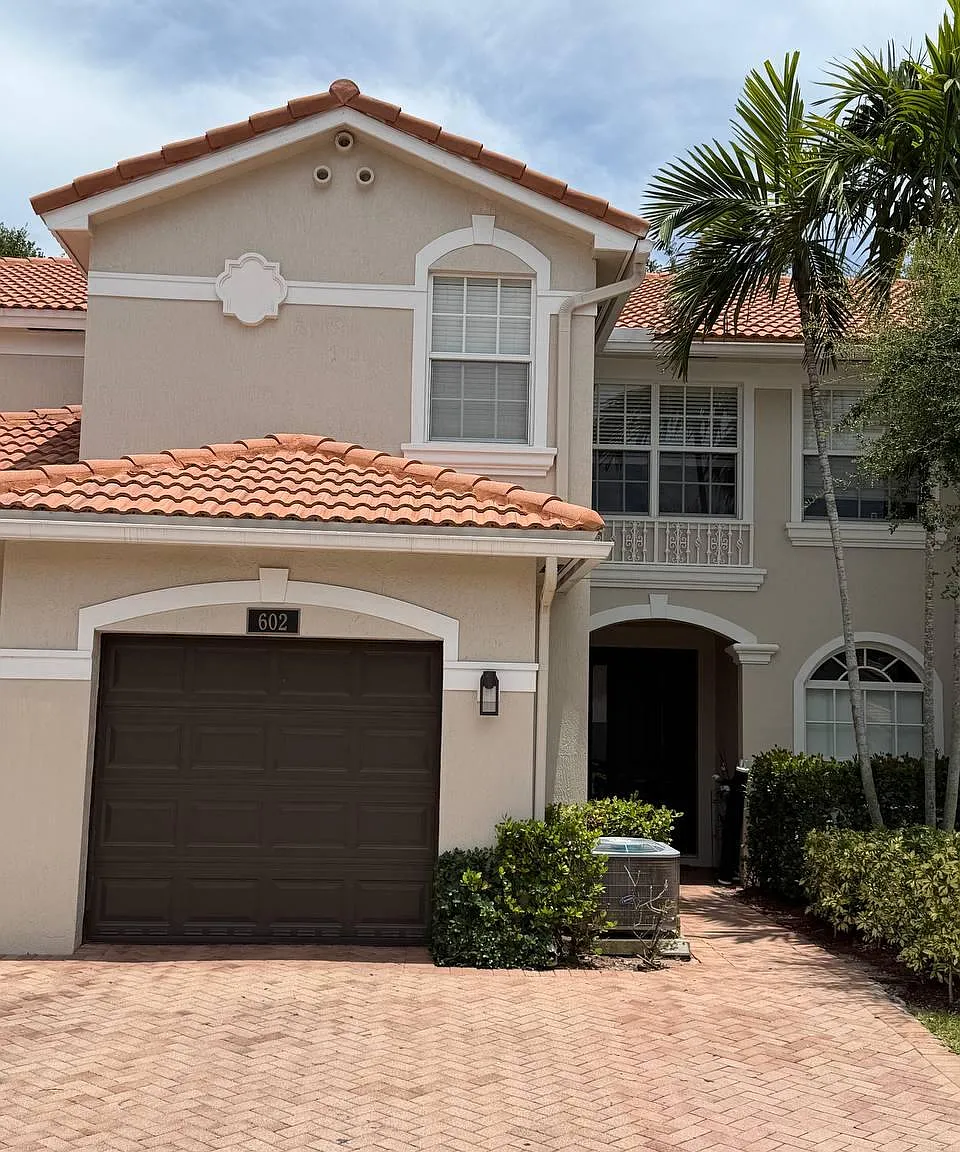3 bed, 2.5 bath, 1779 sqft, $3,500 — Photo 1