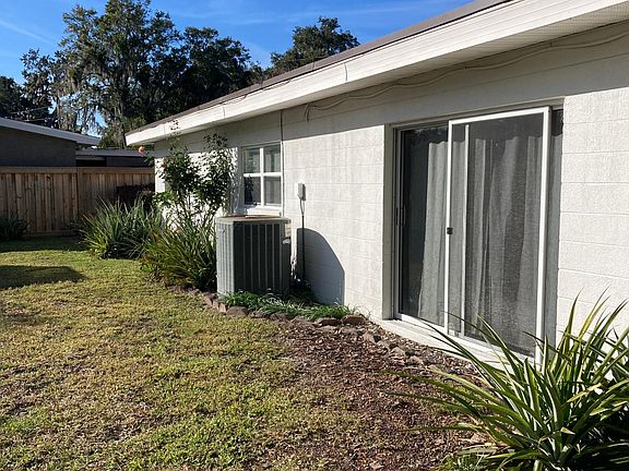 2nd image of 2202 Nela Ave