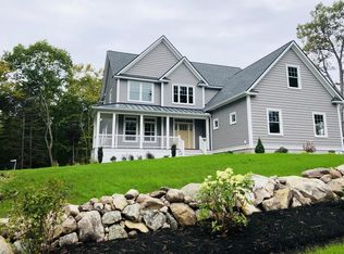 8 Plum Hl, Manchester, MA 01944