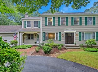 93 Braman Rd, Waterford, CT 06385