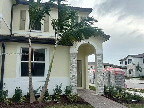 2616 SE 28th Dr, Homestead, FL 33035