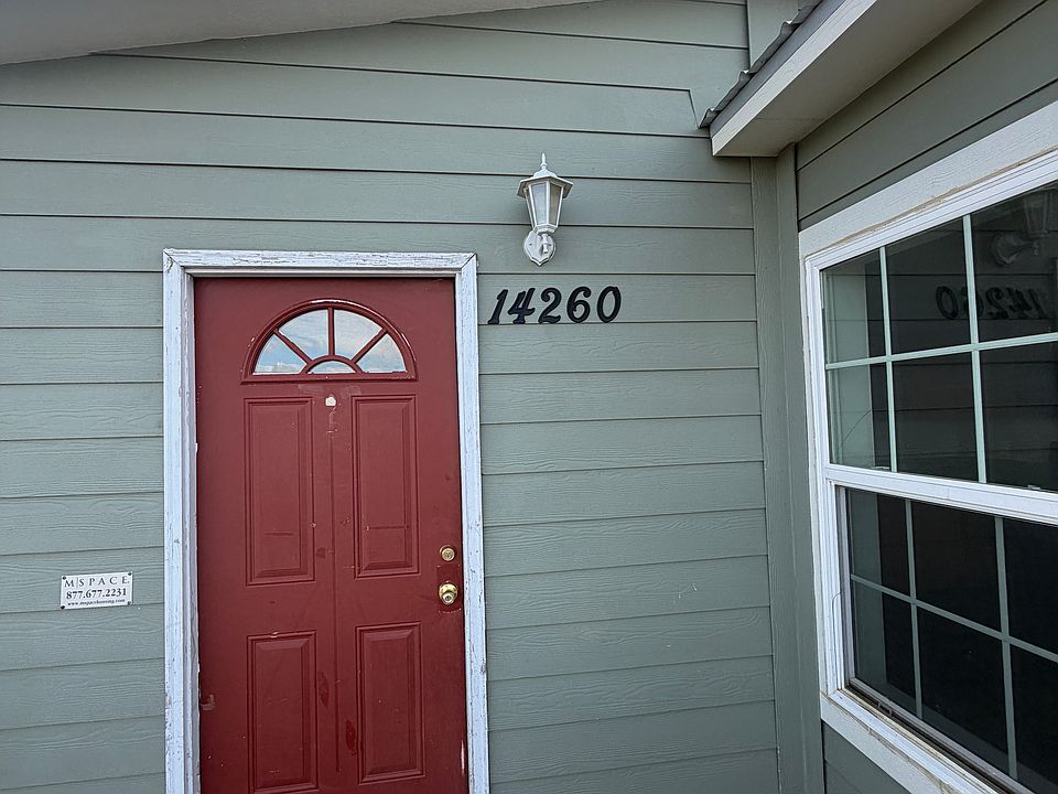 1st image of 14260 Hillview Estates Dr