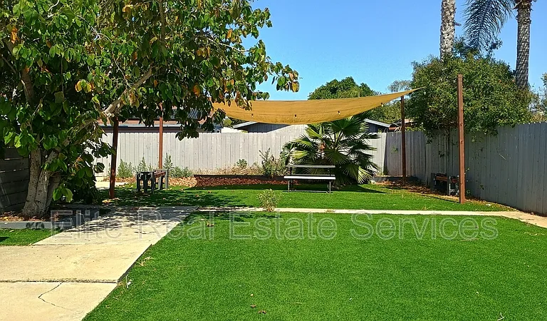 6375 Osler St — Photo 20