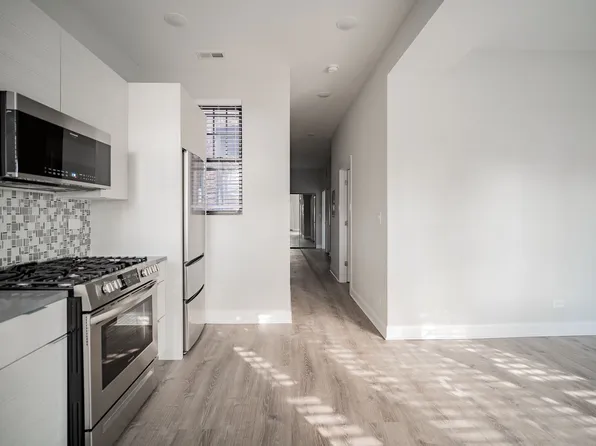 3032-42 N. Milwaukee/2989-93 N. Lawndale, 2989 N Lawndale Ave #3040-2R, Chicago, IL 60618