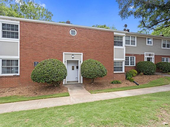 2nd image of 100 Lewis Dr Unit 11B