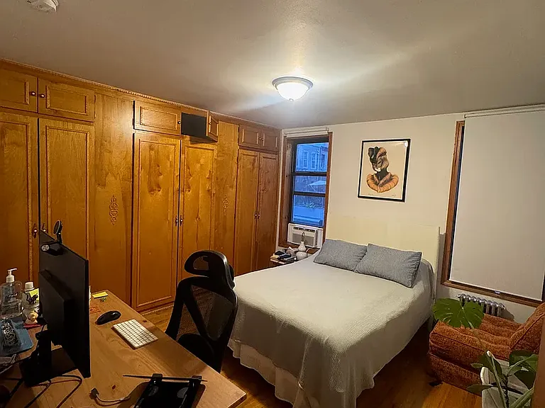 267 Eckford St #2 — Photo 5