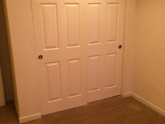 5th image of 570 Poppy Ln