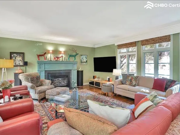 2707 Coleman Way, Sacramento, CA 95818