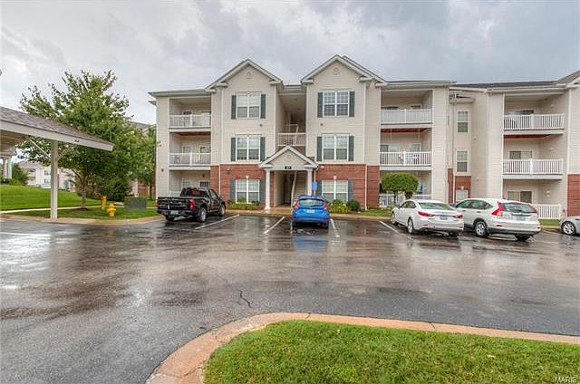 1st image of 37 Kassebaum Ln APT 303