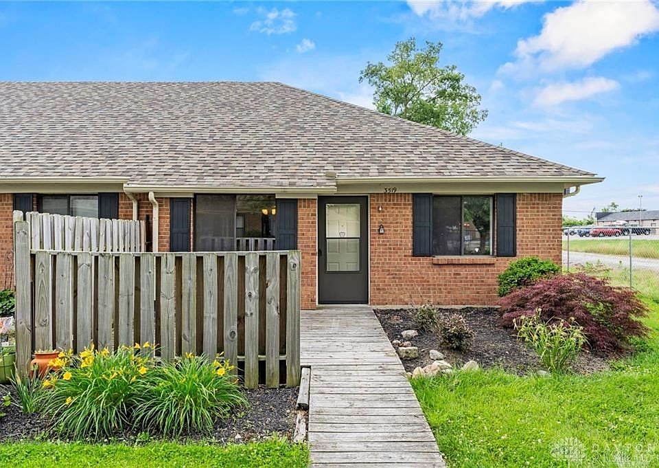 1st image of 3519 Spanish Villa Dr