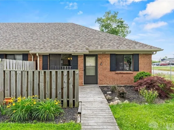 3519 Spanish Villa Dr, Dayton, OH 45414