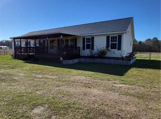 255 Eva Ln, Red Springs, NC 28377