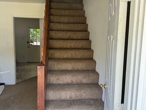2nd image of 6231 Manuel Ct
