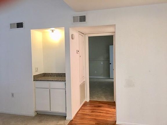 3rd image of 5711 Sugar Hill Dr APT 10