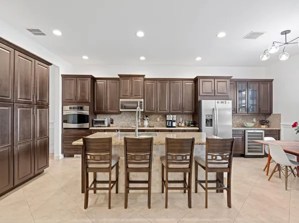 2117 Belcara Court, Royal Palm Beach, FL 33411