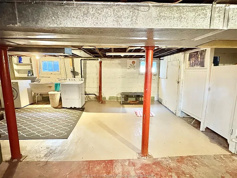 855 Edward Ave — Photo 31