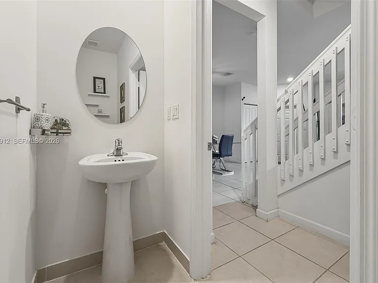 10009 SW 228th Ter — Photo 26