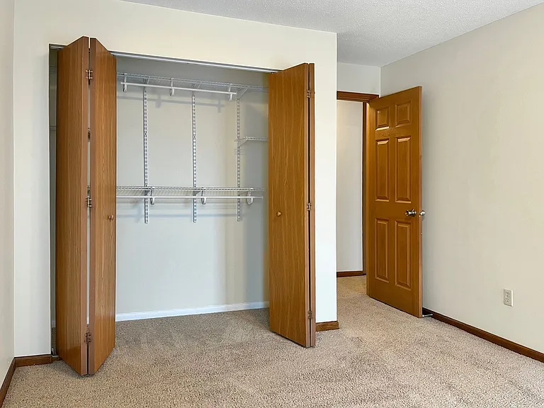 View Pointe Apartments — Photo 28