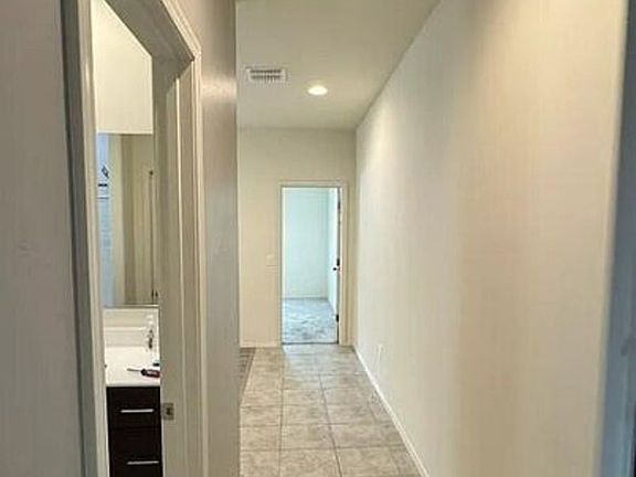 4th image of 12664 N Wildrose Dr