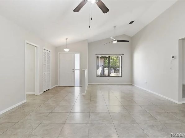 3 Fairwoods Ct