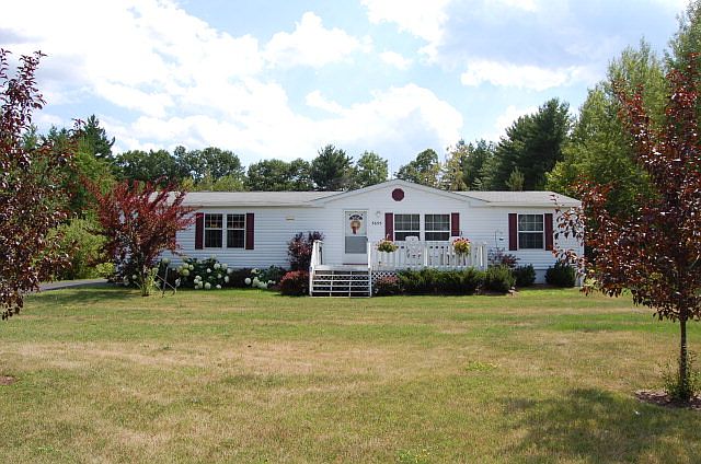 1st image of 3655 Essex Rd