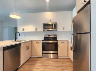289 Walk Hill St #428, Roslindale, MA 02131