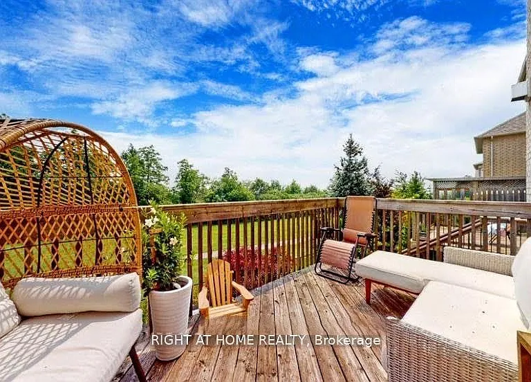 1138 Woodington Ln — Photo 13