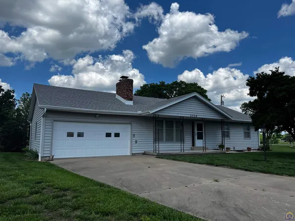 3534 SE 35th Ct, Topeka, KS 66605